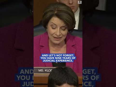 You are currently viewing Sen. Amy Klobuchar comments on Judge Ketanji Brown Jackson’s experience at Supreme Court hearing.