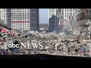 Read more about the article Russian strike at Kyiv shopping mall kills 8 l GMA