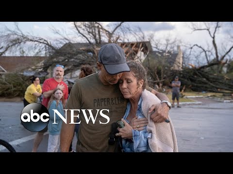 Read more about the article A Texas tornado, a plane crash and cherry blossoms bloom: World in Photos, March 22