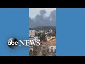 Read more about the article Smoke rises over Lviv’s city center after blast