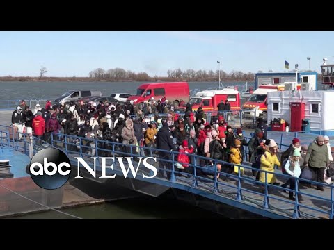 You are currently viewing Ukraine’s neighbors absorb influx of refugees