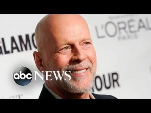 Read more about the article Bruce Willis retires from acting following aphasia diagnosis