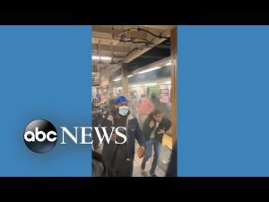 Read more about the article Passengers flee NYC subway shooting