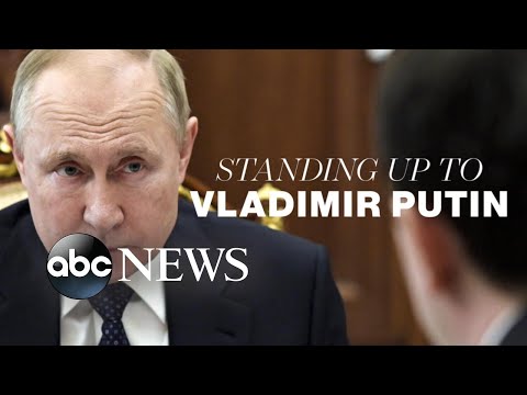 You are currently viewing What are Russians risking by protesting Putin?