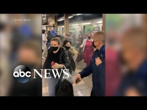 Read more about the article Massive manhunt underway in NYC subway shooting
