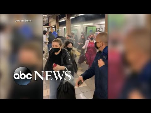 You are currently viewing Massive manhunt underway in NYC subway shooting