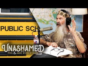 Read more about the article Phil Does Not Recommend Public School for Anyone & the Verse That Reminds Jase of Si | Ep 461