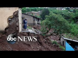 Read more about the article South Africa floods, NYC subway shooting, Ramadan: Week in Photos