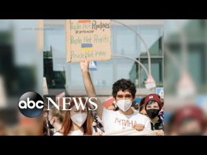Read more about the article Millennials in Ukraine, Russia protest against war