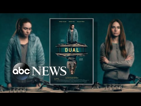 You are currently viewing Actress Karen Gillan fights killer clone in ‘Dual’