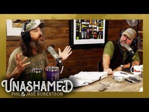 Read more about the article Jase Robertson Shocks a Girl Back to Consciousness in True Redneck Style