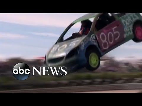 You are currently viewing Car jumping competitors take to the skies