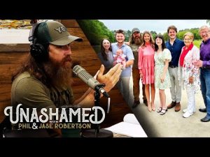 Read more about the article Missy Gives Jase a Silly New Nickname & Phil Uncovers Just How Ignorant Leaders Can Be | Ep 464