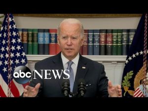 Read more about the article Biden fast-tracking Ukrainian refugees into US | ABC News