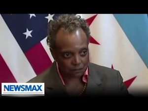 Read more about the article WATCH: Reporter SLAMS Lori Lightfoot over re-election bid | ‘John Bachman Now’