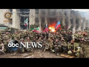 Read more about the article Ukrainian fighters in Mariupol try to hold out against Russian forces I GMA
