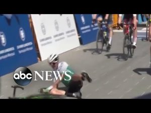 Read more about the article Cyclist crashes, mistakenly thinking he had won stage