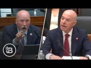 Read more about the article Rep. Chip Roy EXPLODES on Sec. Mayorkas with the Shameful Truth About the Border