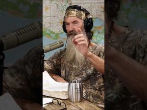 Read more about the article Uncle Si Thought Phil Robertson Was Off His Rocker. Boy, Was He Wrong!
