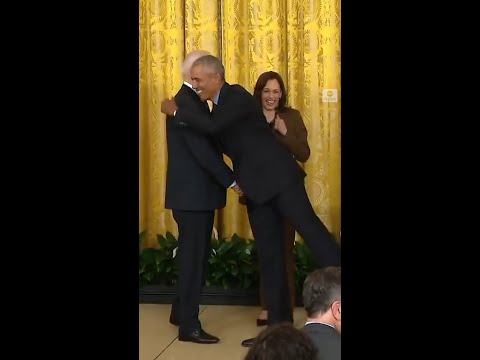 You are currently viewing Former Pres. Obama trolls Pres. Biden