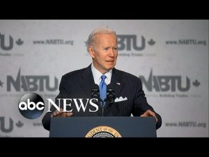 Read more about the article Biden: New sanctions will ‘ratchet up the pain for Putin’
