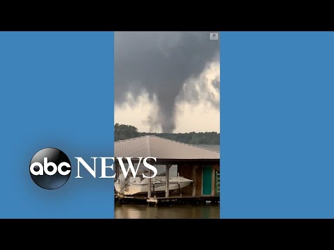 You are currently viewing Funnel cloud forms in Georgia amid severe storms