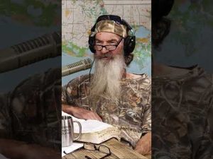 Read more about the article Jase Robertson Runs Into a Woman Who Refuses to Believe He Was on ‘Duck Dynasty’
