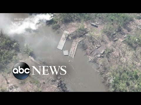 You are currently viewing Ukrainian forces say they have destroyed a Russian-made bridge