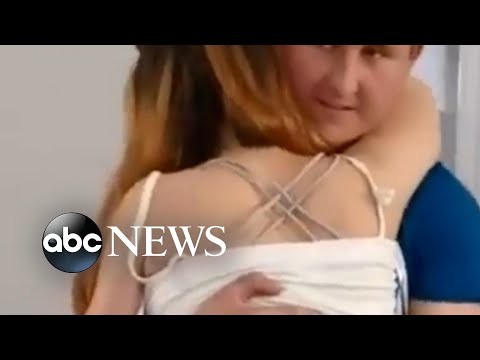 You are currently viewing Ukrainian woman who lost legs in blast shares 1st dance with new husband