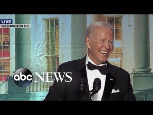 Read more about the article Biden delivers remarks at White House Correspondents’ Dinner