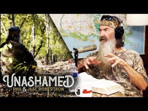 Read more about the article Phil Drops Wisdom on Nature Conservationists & Jase Guesses Why Northerners Are Grumpy | Ep 481