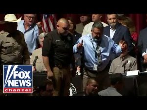 Read more about the article Uvalde mayor responds to Beto O’Rourke outburst during school shooting press conference