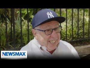 Read more about the article WATCH: “Moscow on the Hudson”: New Yorkers compare the Upper East Side with the Upper West Side