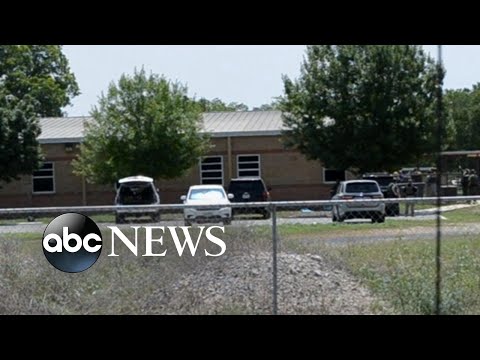 You are currently viewing ABC obtains new video from Uvalde, Texas, school shooting l ABCNL