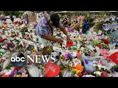 You are currently viewing Funerals for victims of Uvalde school shooting begin