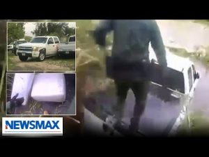 Read more about the article WATCH: Cartel tries to conduct a “SPLASH DOWN” by driving across a river to Mexico to smuggle drugs