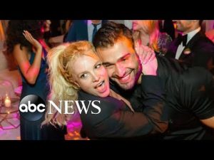 Read more about the article All eyes on Britney Spears as she gets hitched