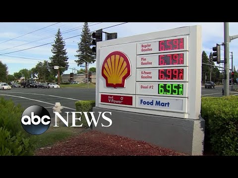 You are currently viewing Gas station manager accidentally sets gas to 69 cents per gallon