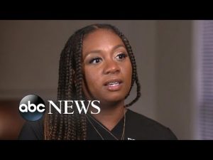 Read more about the article Expectant Black Mothers Find Support With Doulas and Midwives