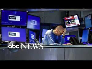 Read more about the article Stock market takes steep plunge after latest interest rate hike