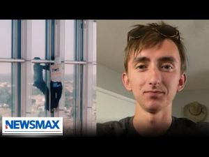 Read more about the article Pro-life Spiderman scales buildings to raise awareness against abortion