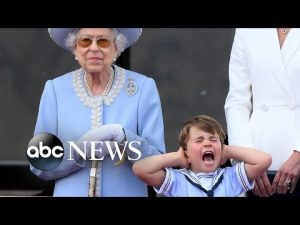 Read more about the article The Queen’s Jubilee, hurricane damage, shooting in Tulsa: World in Photos, June 2
