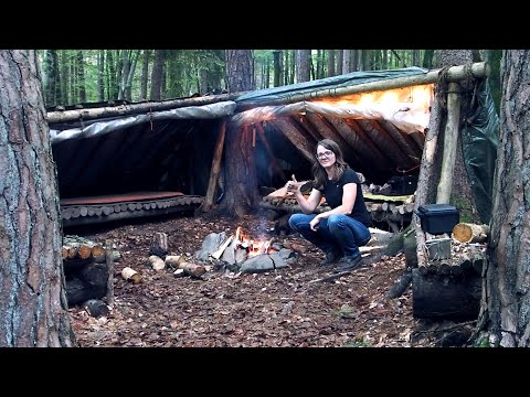 You are currently viewing Building A Secret Camp in the Woods