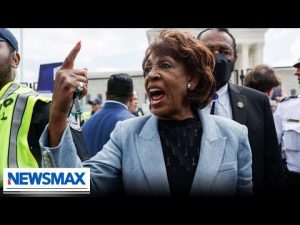 Read more about the article Bernie Kerik: Maxine Waters and AOC are inciting violence | ‘American Agenda’