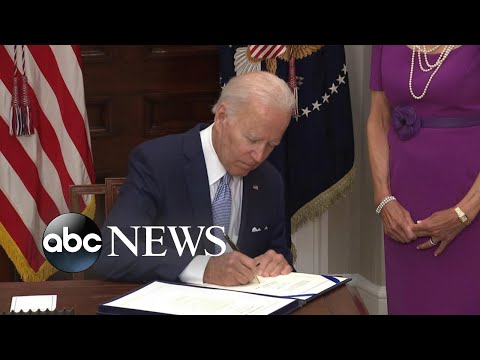 You are currently viewing Biden signs bipartisan gun legislation