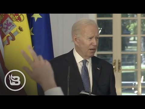 You are currently viewing Internet ERUPTS When Biden Turns Back to Reporter Asking About 50 Dead in Texas
