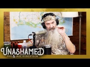 Read more about the article Phil Robertson Declares Family Vacations ‘Just This Side of Hell’