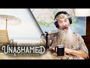 Read more about the article Miss Kay Takes A Vacation from Phil & Jase Shares What Boudin is | Ep 489