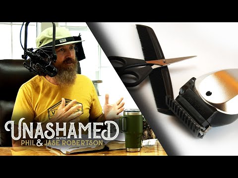You are currently viewing Zach Questions Jase’s DIY Haircut & Phil Redefines a Vacation | Ep 490
