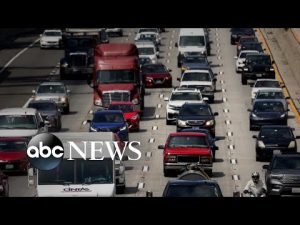 Read more about the article American travelers hit roads, skies for July 4 l ABCNL